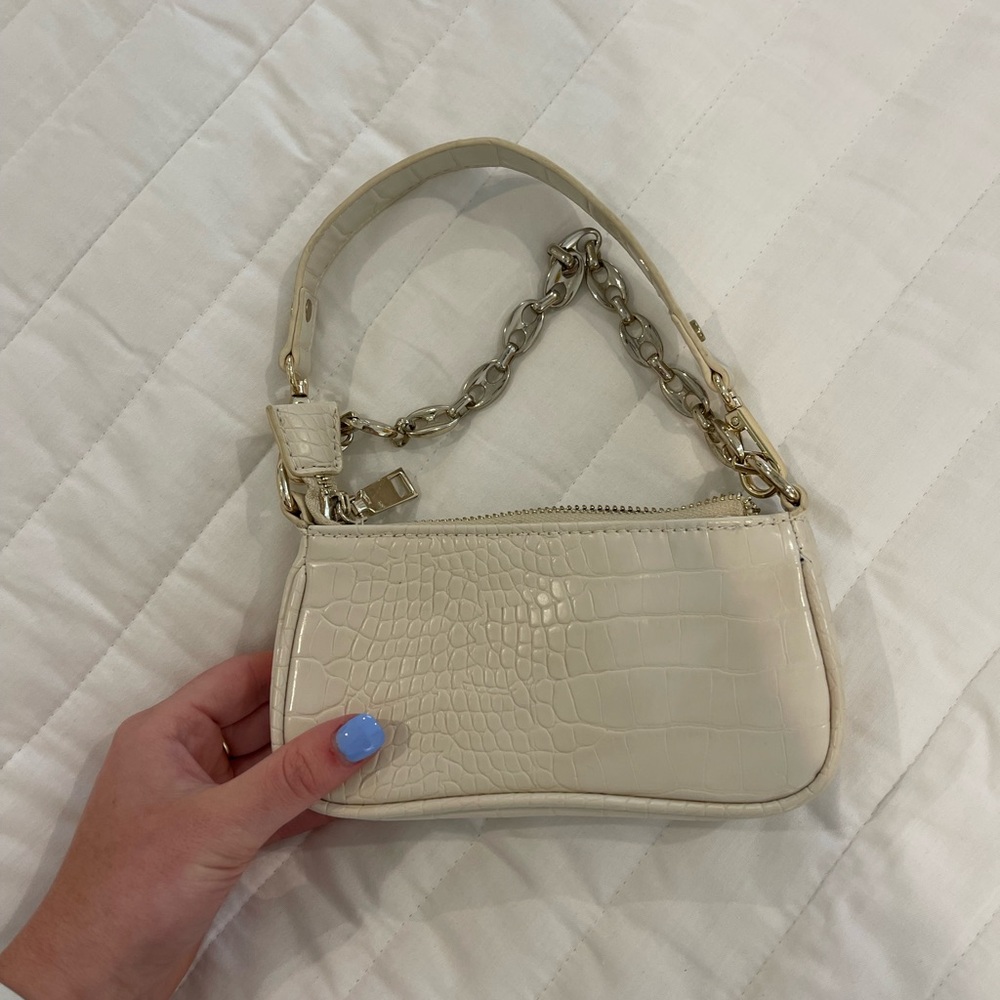 Small leather purse used twice.